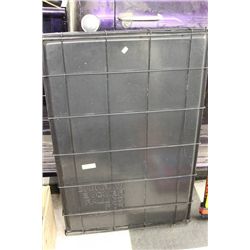 LARGE COLLAPSIBLE DOG KENNEL