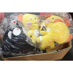 BOX OF PLUSH TOYS