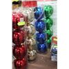 Image 1 : PK OF 4 LARGE CHRISTMAS TREE BULBS X4 PKS