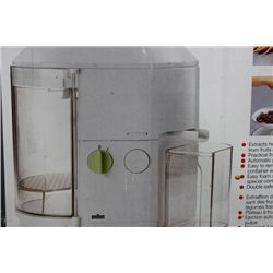JUICE EXTRACTOR