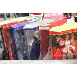 COLLECTIBLE BARBIES X6