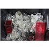 Image 1 : BIN OF ASSORTED GLASS