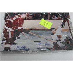 GORDIE HOWE HOCKEY PHOTO COLLECTION