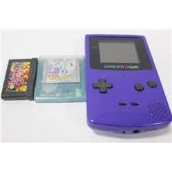 BAG W/ GAMEBOY COLOUR & 2 GAMES