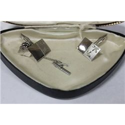 STERLING SILVER CUFF LINKS & TIE PIN(IN CASE)