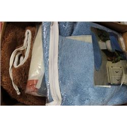 BOX OF BATHROOM SETS