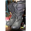 Image 1 : SIZE 13 BAFFIN WINTER BOOTS