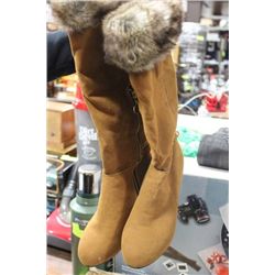 BOX W/ NEW LADIES WINTER BOOTS SIZE 6