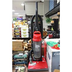 RED DIRT DEVIL, 12 AMP FEATHER LITE BAGLESS