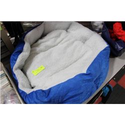 DOG BED ON CHOICE (BLUE)