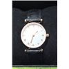 Image 1 : WATCH WOMAN'S BLACK STRAP