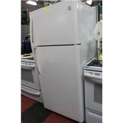 KENMORE 18 CUBE FRIDGE