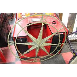 SHOWHOME COMPASS STYLE WALL HANGING