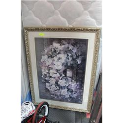 FRAMED FLORAL PICTURE