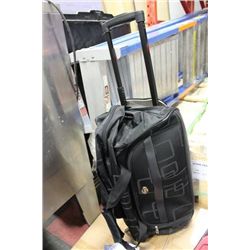 BLACK  AMERICAN TOURISTER TRAVEL BAG ON CHOICE