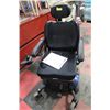 Image 1 : INVA CA RE PRONTO M41 W/ SURE STEP POWER CHAIR