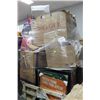 Image 1 : PALLET OF CHRISTMAS DECORATIONS ETC