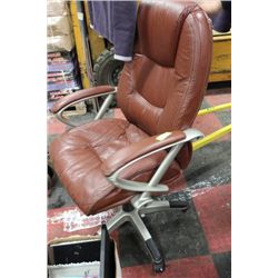 BROWN LEATHER OFFICE CHAIR (USED)