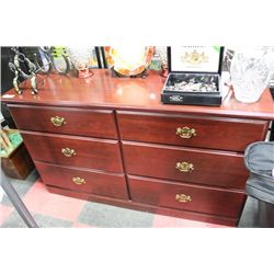 SOLID WOOD 6-DRAWER DRESSER
