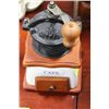 Image 1 : VINTAGE COFFEE GRINDER