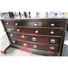 Image 1 : SHOWHOME 10 DRAWER WOOD DRESSER