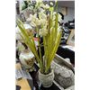 Image 1 : ARTIFICIAL FLOWER ARRANGEMENT