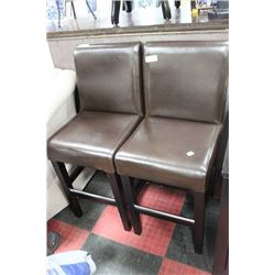 3 LEATHERETTE BAR STOOLS
