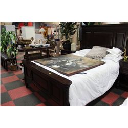 5 PC QU SIZE WOOD BEDROOM SUITE W MATTRESS