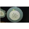 Image 2 : nice Lenox china set