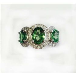 TSAVORITE 1.65CT / TSAVORITE CENTER 1.65CT, 14K W/G RING 6.87GRAM / DIAMOND RD 0.70CT