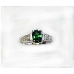 TSAVORITE OVAL 1.04CT, 14K W/G RING 3.95GRAM / DIAMOND RD 0.28CT