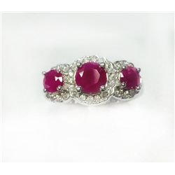 RUBY RD 1.87CT,  14K W/G RING 5.20GRAM / DIAMOND 0.31CT