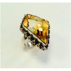 Sterling Silver .925  Citrine Ring  8.05g RS4