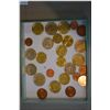 Image 1 : Box lot of coins