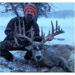 Michigan:  Muy Grande Ranch and Resort, 5-day trophy Whitetail Deer Hunt for One Hunter and One Non-