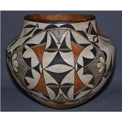 ACOMA POTTERY OLLA