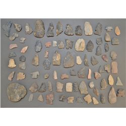 LARGE COLLECTION OF ARROWHEADS