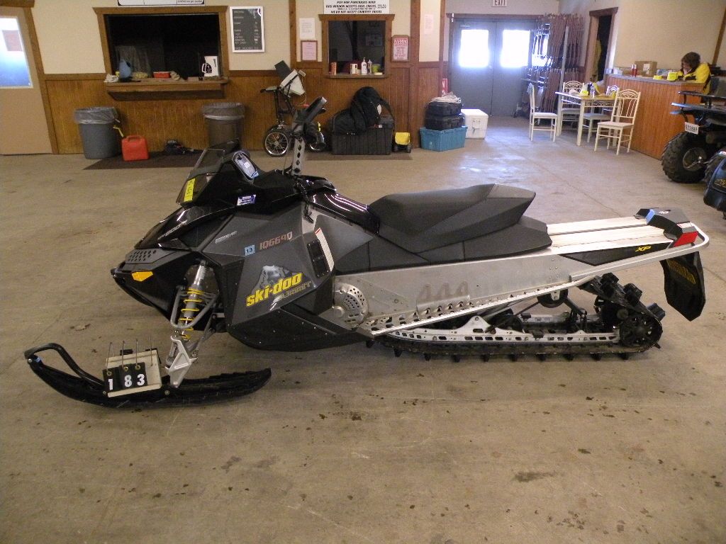 2008 Ski Doo Summit 800 SN2BPSCH8D88V000133 2008 Ski Doo Summit 800 SN2BPSCH8D88V000133