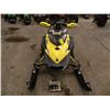 Image 2 : 2009 Ski Doo MXZ Renegade 800    SN-2BPSBD9A89V000117