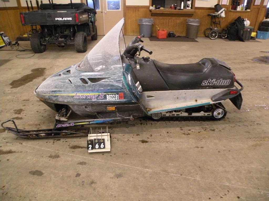 1996 Ski Doo Touring E 380 SN#-153001619 - Foto 7