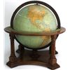 Image 3 : 1930's Rand McNally globe on desk top mahogany