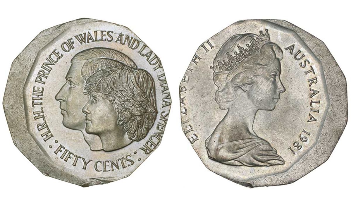 1981 Australian Fifty Cent Error Coin Struck off Centre 1981 Australian Fifty Cent Error Coin Struck off Centre