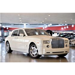 2009 White Rolls-Royce Phantom Sedan