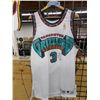 Image 1 : SIGNED ABDUR-RAHIM VANCOUVER GRIZZLIES JERSEY