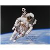 Image 1 : Bruce McCandless