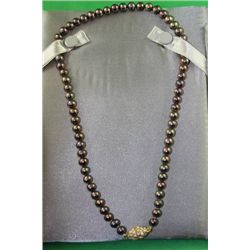 #4 FRESH WATER PEARLS NECKLACE