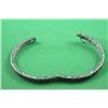 Image 3 : #19 STERLING SILVER SAPPHIRE BANGLE