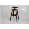 Image 3 : Dorsey Dallas Antique Stool