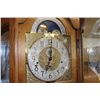 Image 8 : Howard Miller Grandfather Clock