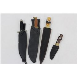 4 Knives With Sheathes